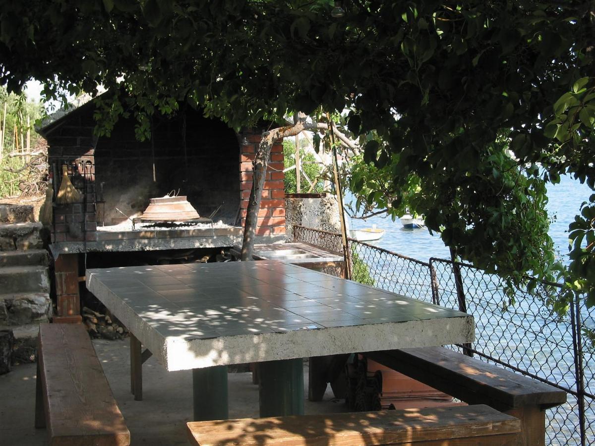 Apartments By The Sea Seget Vranjica, Trogir - 7508 מראה חיצוני תמונה